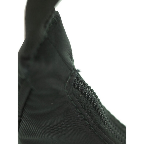 Prada Re-Edition 2000 Nylon Mini Bag - Picture 6 of 9